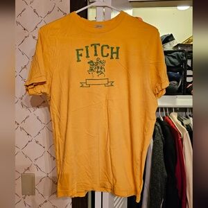 Vintage Men's Yellow Graphic T-Shirt